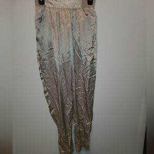 Silky gold shimmer color Jaclyn Smith pants size 10